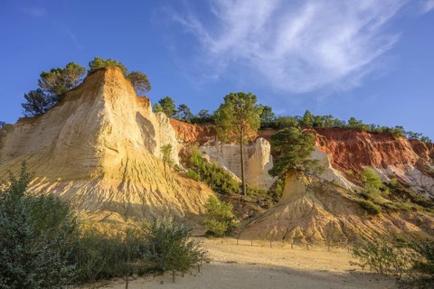 Ochre rock Colorado de Rustrel, Rustrel, Département Vaucluse, France, Europe