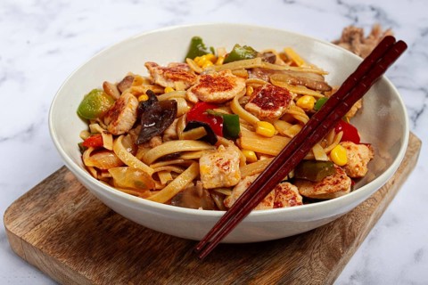 Fried noodles with chicken meat and vegetables, Bami Goreng, Indonesian dish, no people
