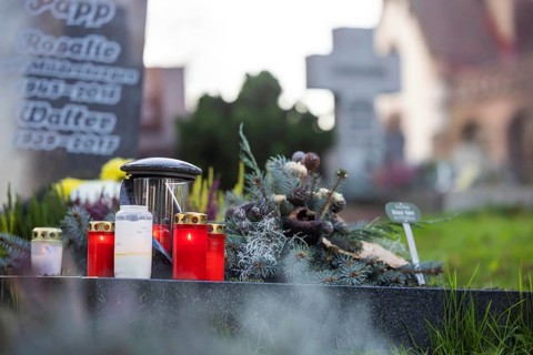 All Saints' Day at the Bergfriedhof cemetery in Stuttgart. Catholics commemorate their deceased