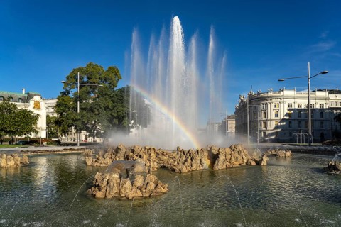 The high-jet fountain on Schwarzenbergplatz in Vienna, Austria, Europe