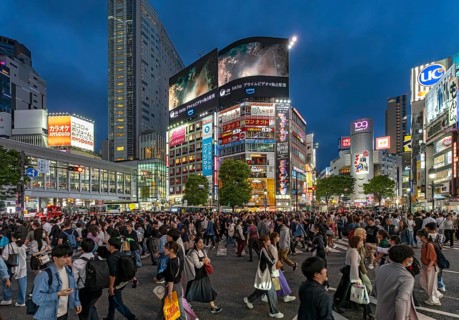 Shibuya crossing at night, Tokyo, Japan, Asia