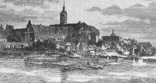 The medieval Ordensburg Marienburg or Zamek Malbork on the Nogat, UNESCO World Heritage Site,