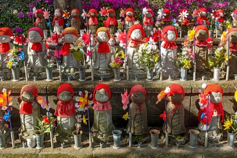Jizo statues at the Garden of Unborn Children, Zoj-ji temple, Tokyo, Japan, Asia