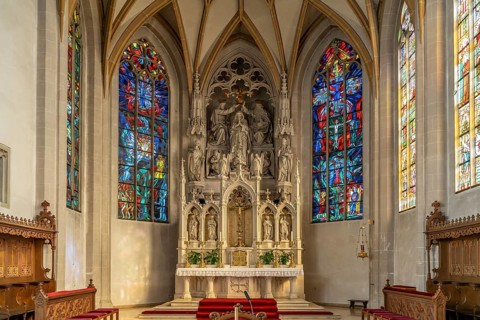 Altar of the parish church of the Assumption of the Virgin Mary in Kelheim, Lower Bavaria, Bavaria,