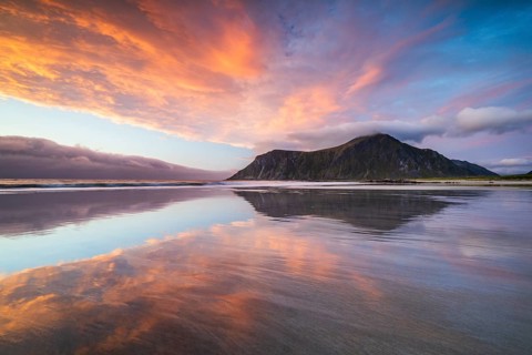 Sunset on the beach at Skagsanden, Flakstad, Lofoten, Norway, Europe
