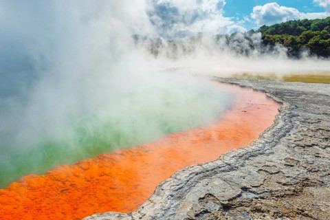 Champagne pool, Waiotapu Thermal Park, Waiotapu, Rotorua, Bay of Plenty, North Island, New Zealand,