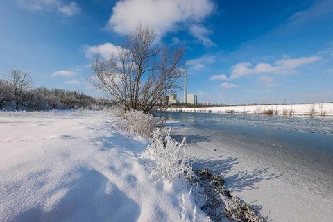 Hamm, North Rhine-Westphalia, Germany - Sunny winter landscape in the Ruhr area, ice and snow on