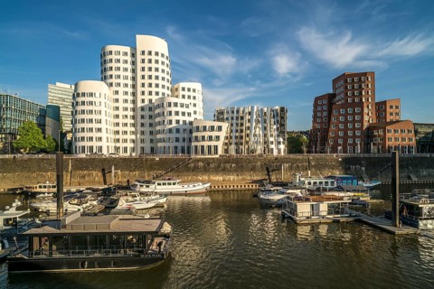 The Neue Zollhof with the Gehry buildings by architect and designer Frank Gehry in the Media