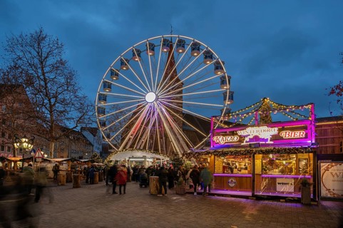 The winter village with Ferris wheel, Christmas market at dusk, Jakobsplatz, Nuremberg, Middle