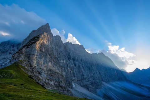 Dreizinkenspitze, Kühkarlspitze, Moserkarspitze and Birkkarspitze, Karwendel Mountains, Tyrol,