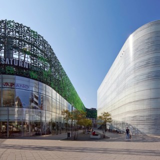 The Forum Mittelrhein shopping centre and the Forum Confluentes with the Mittelrhein Museum,