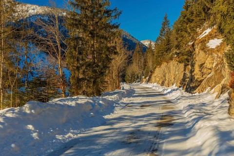 Toll road to the Eng valley in winter