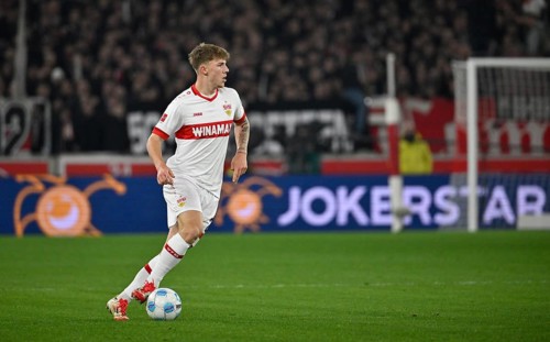 Finn Jeltsch VfB Stuttgart (29) Action on the ball MHPArena, MHP Arena Stuttgart,
