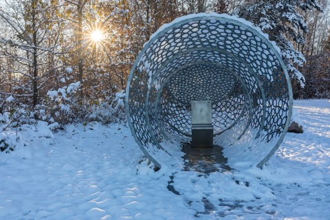 Wunderhorn art installation by Erika Harbort, metal tube with heated seat next to the Glückauf