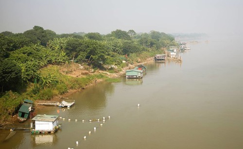 Houseboats on the Hong River, Hanoi, Vietnam, Asia