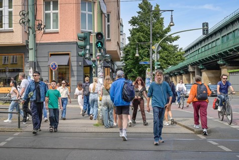 Pedestrians, passers-by at Eberswalder Straße underground station, Schönhauser Allee, Prenzlauer