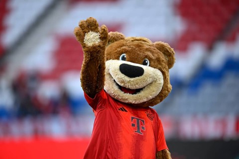 Mascot Berni FC Bayern Munich FCB (12) waving, gesture gesture Allianz Arena, Munich, Bavaria,