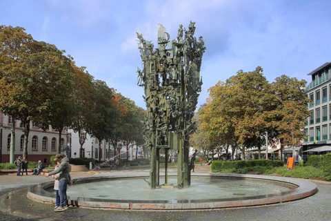 Carnival fountain by Blasius Spreng 1963, carnival, fountain, carnival, sculpture, figures, water