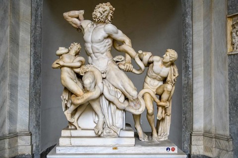 Photo with detail without base Frontal view of original antique marble sculpture Laocoon Group