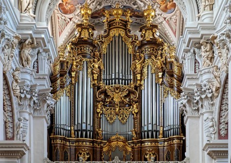 Main organ with 126 stops, part of the largest organ system in Europe, St. Stephen's Cathedral,