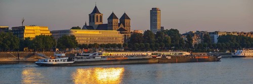 Konrad-Adenauer-Ufer on the Rhine, Economic Research Institute, St Kunibert's Church and Ringturm