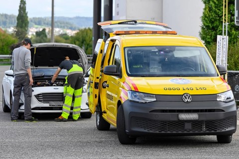 Car breakdown Small car TCS Patrol