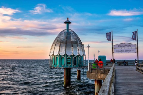 Diving gondola Zinnowitz, Usedom Island, Mecklenburg-Western Pomerania, Germany, Europe
