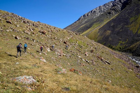 Hikers in the West Karakol Valley, Tien Shan Mountains, Naryn region, Kyrgyzstan, Asia