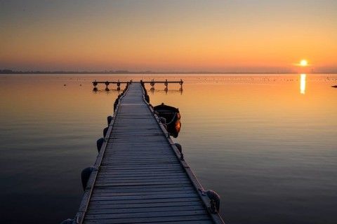 Sunrise at Lake Dümmer, jetty, path, jetty, stillness, lake, Dümmerlohhausen, Lower Saxony,