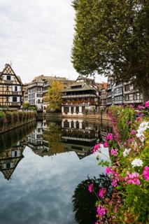 Half-timbered houses, La Petite France, River Ill, Strasbourg, Alsace, France, Europe