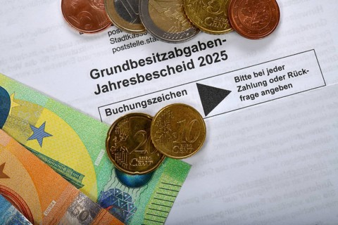 Property tax annual tax assessment 2025, symbolic image property tax reform, property tax,
