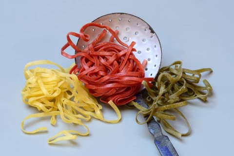 Tagliatelle tricolore, Italian pasta with sieve ladle, pasta, pasta type