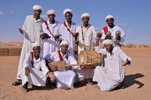 Gnaoua musicians, Merzouga, Meknès-Tafilalet region, Morocco, Africa