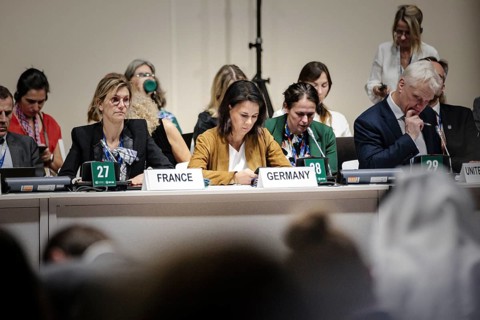 Annalena Baerbock (Buendnis 90 Die Gruenen), Bundesaussenministerin, beim Treffen aller Leiterinnen