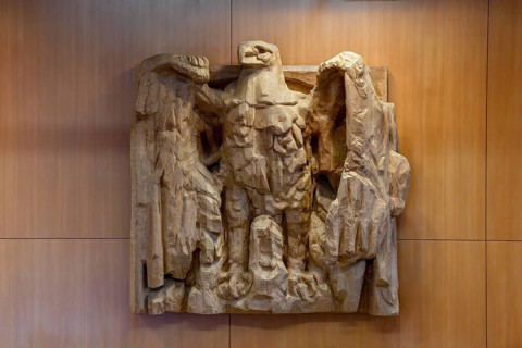 Eagle relief of the sculptor Hans Kindermann in the conference room of the Federal Constitutional