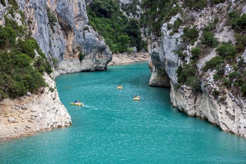 Boats on the Verdon River, entrance to the Verdon Gorge, Gorges du Verdon, Lac de Sainte-Croix,