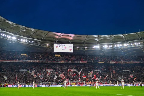 Bundesliga football match, VfB Stuttgart versus FC St. Pauli, evening, floodlight, blue hour,