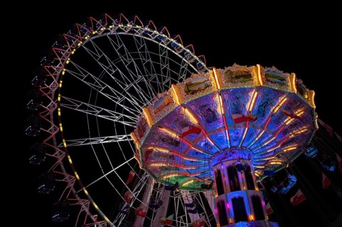 Night shot, Ferris wheel, Europa Rad, chain carousel, Cannstatter Wellenflug, rides, movement,
