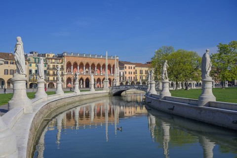 Prato della Valle, Padua, Province of Padua, Italy, Europe