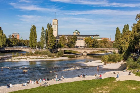 People on the Isar and German Museum on the Museum Island, Munich, Bavaria, Germany, Europe