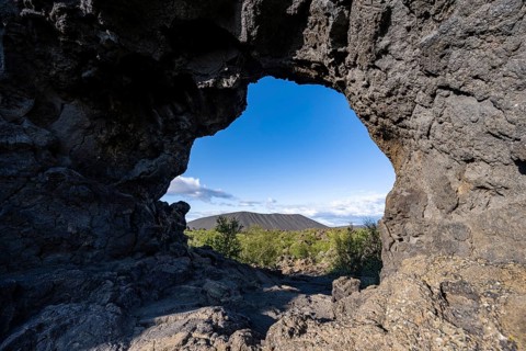 Rock arch, volcanic rock formations, Krafla volcanic landscape, Dimmuborgir lava fields, Mývatn,