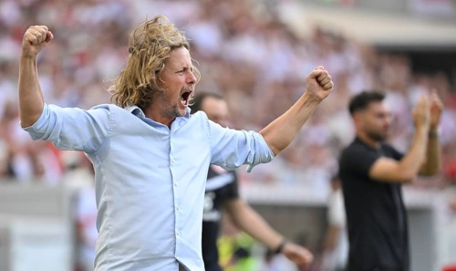 Goal celebration Coach Bo Henriksen 1. FSV Mainz 05 MHPArena, MHP Arena Stuttgart,