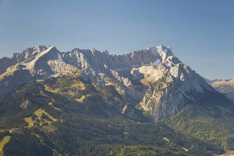 Panorama from Wank, 1780m, onto the Wetterstein Mountains with Alpspitze 2628m, Jubiläumsgrat and