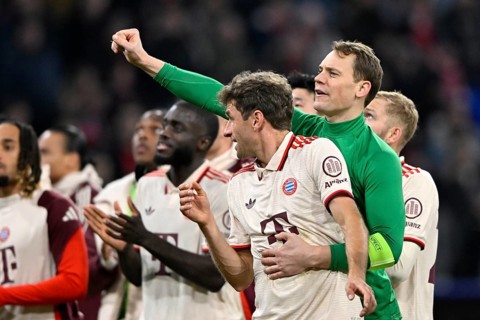 Final cheer, Thomas Müller FC Bayern München FCB (25) Goalkeeper Manuel Neuer FC Bayern München FCB