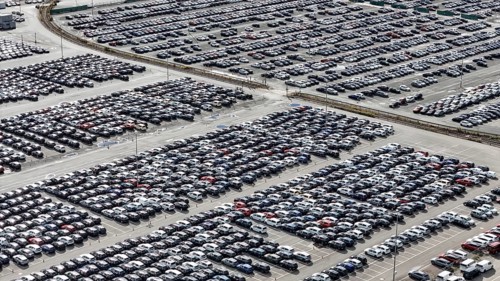 Volkswagen new cars standing in a car park at the Volkswagen plant, Wolfsburg, 29.09.2024. The