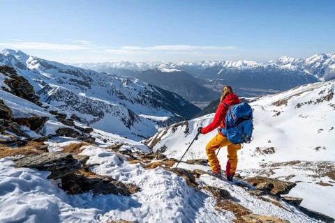 Ski tourers on the Mitterzeigerkogel, mountains in winter, Sellraintal, Kühtai, Tyrol, Austria,