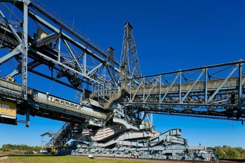 Overburden conveyor bridge F60