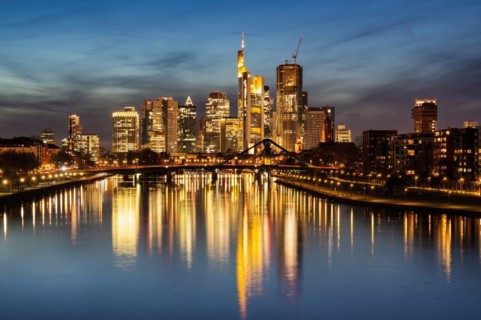 Twilight shot, skyline, banking district, financial district, Taunus Tower, Tower 185, Commerzbank,