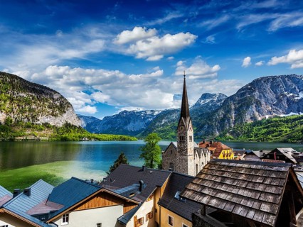 Austrian tourist destination Hallstatt village on Hallstatter See in Austrian alps. Salzkammergut