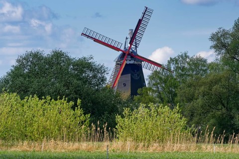 The Riepenburger Mühle, Boreasmühle, is a Dutch windmill dating from 1828. It is the oldest and